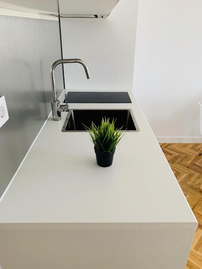 Apartamento pisos con piscina barrio exclusivo-WizinkCenter Madrid Exterior foto