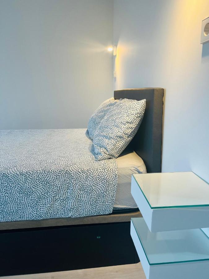 Apartamento pisos con piscina barrio exclusivo-WizinkCenter Madrid Exterior foto