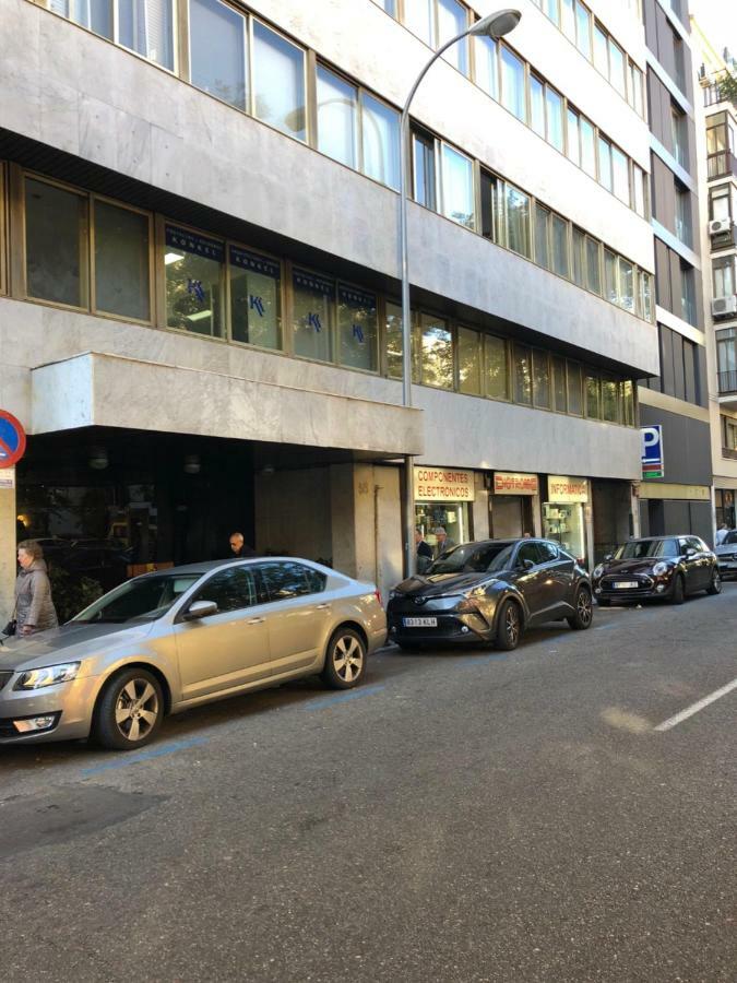 Apartamento pisos con piscina barrio exclusivo-WizinkCenter Madrid Exterior foto